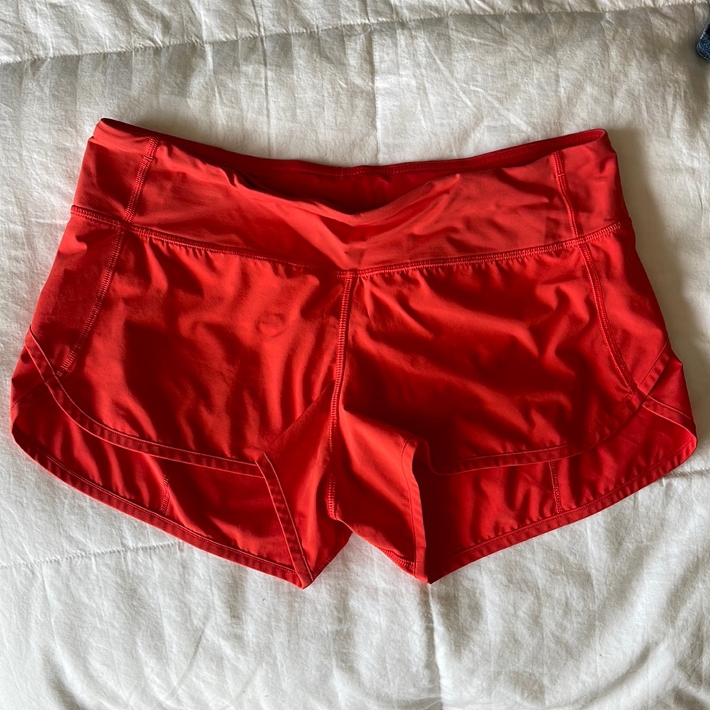 Lululemon speed it up shorts - low rise - 2.5 inch inseam